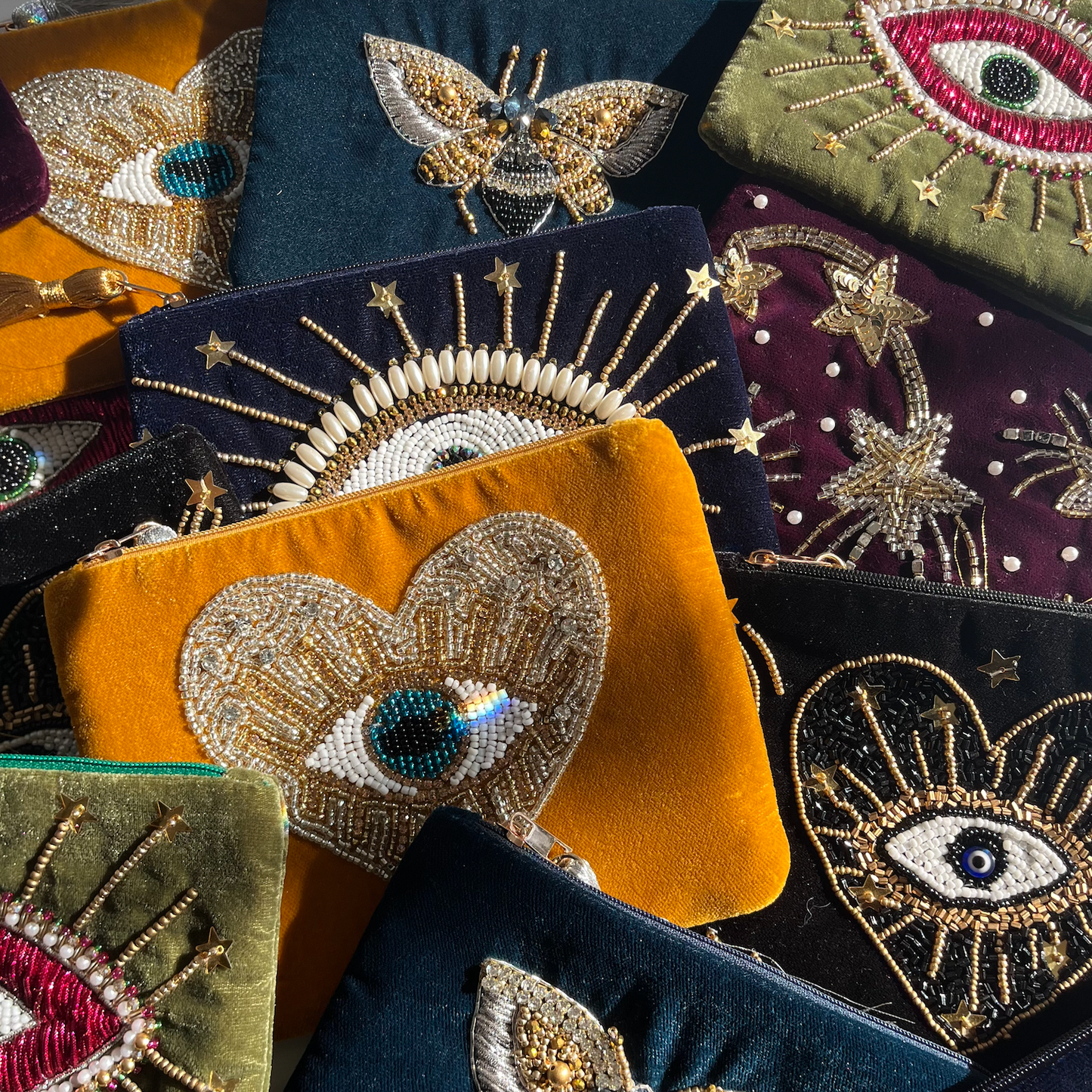 Starry Eye Velvet Pouch