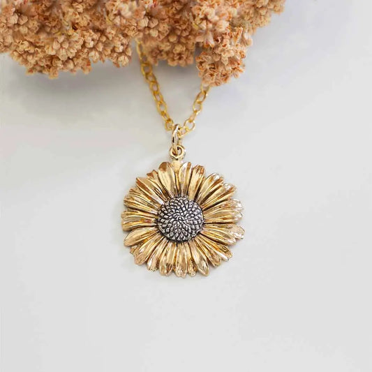 Mixed Metal DAISY NECKLACE